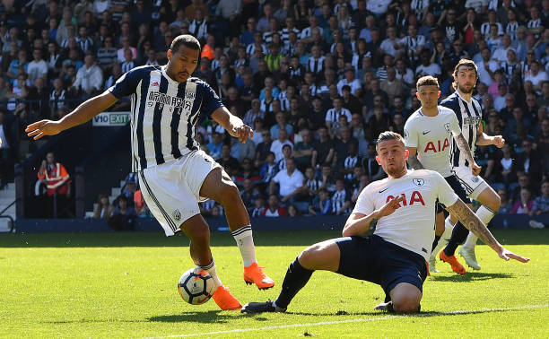 一些人对他 一些人对他